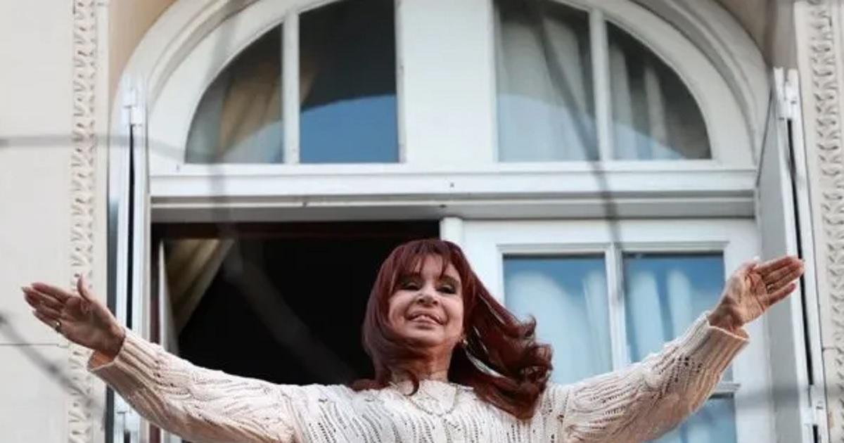 Cristina Kirchner respondioacute a la advertencia de Donald Trump- Argentinos#133 iexclya saben lo que hay que hacer