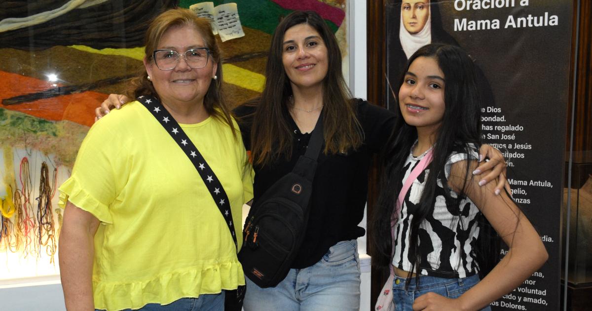 IDENTIDAD EN EL PARANINFO DE LA UNSE