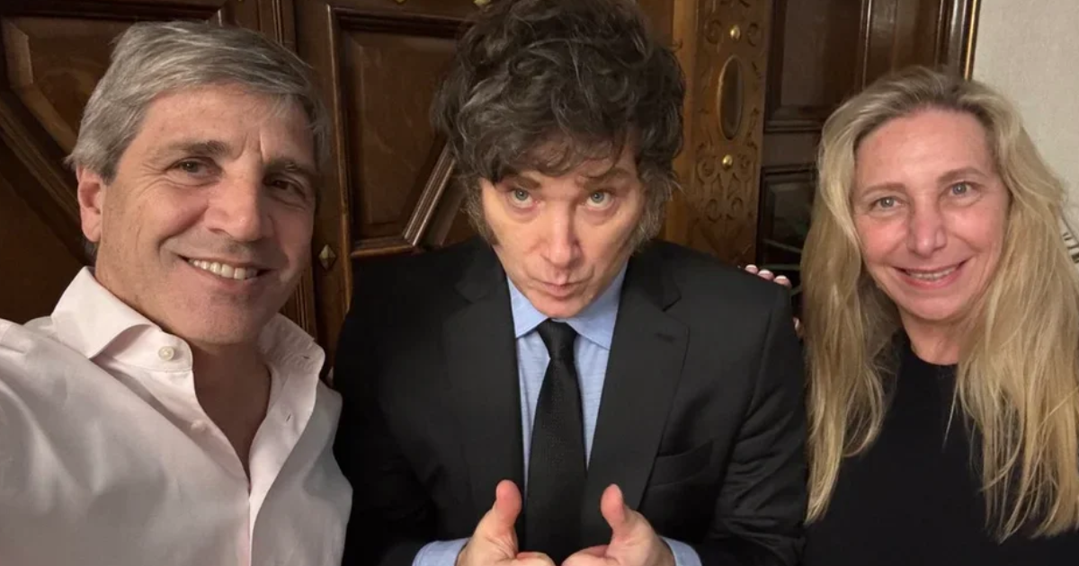 Los funcionarios comunicaron mediante una nota la inasistencia