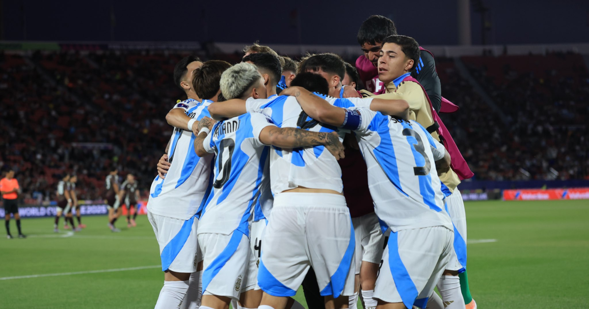 Sin Maher Carrizo Placente definioacute la formacioacuten de Argentina ante Colombia