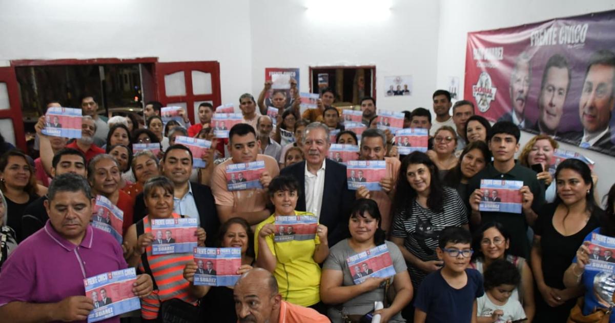 Eliacuteas Suaacuterez mantuvo importantes reuniones en la Capital