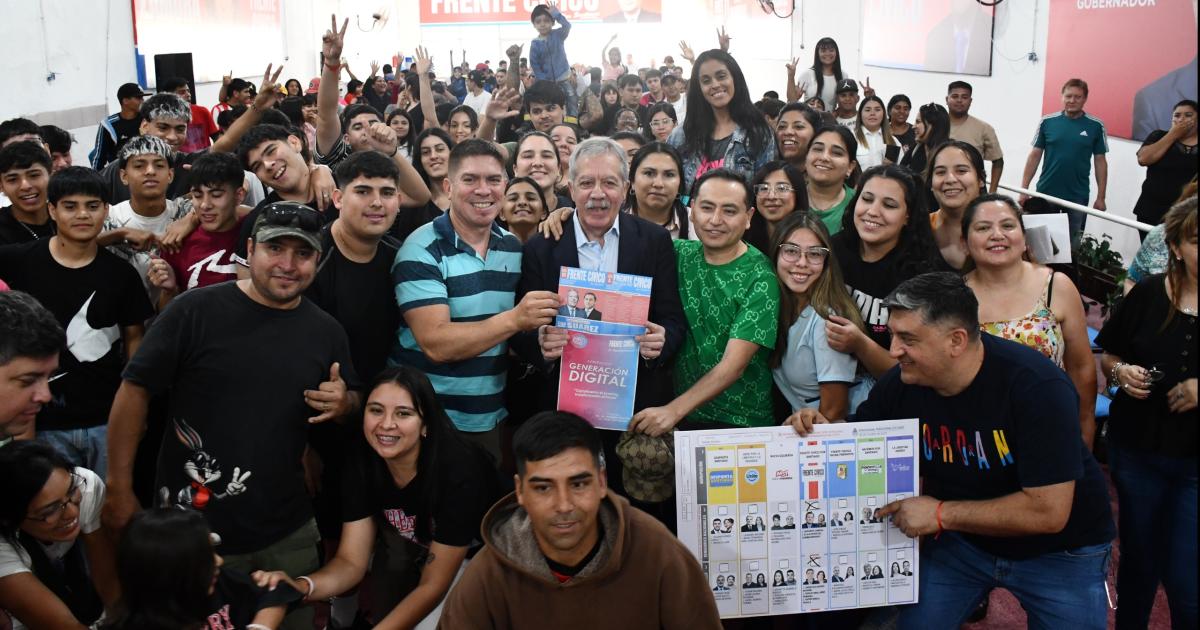 Eliacuteas Suaacuterez participoacute de dos reuniones con Generacioacuten Digital y la corriente nacional Martiacuten Fierro