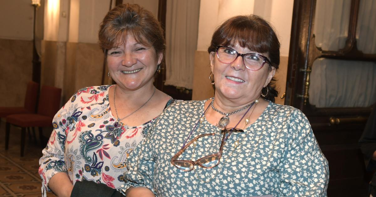 PATRICIA SOSA TRAJO SU MUacuteSICA A SANTIAGO