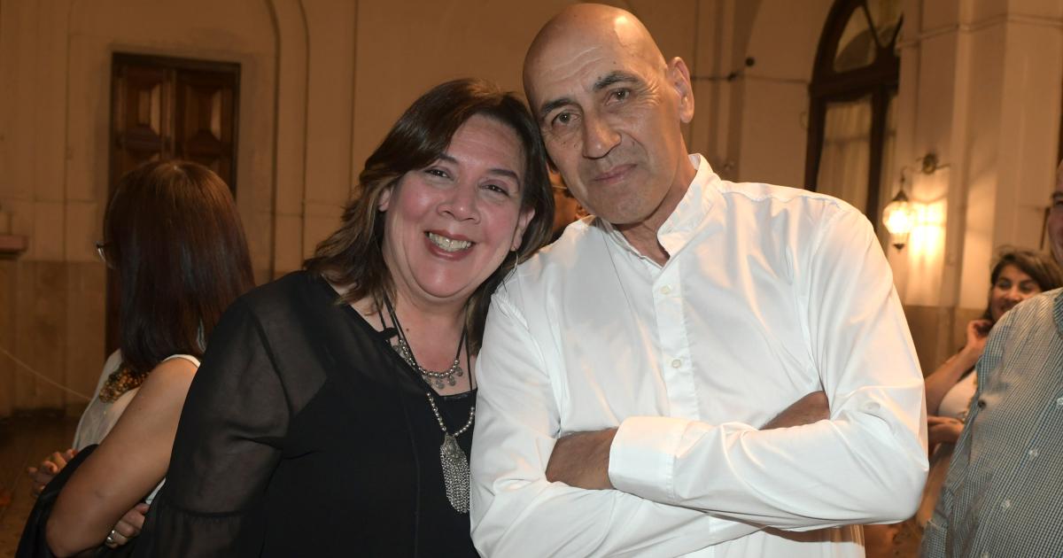 PATRICIA SOSA TRAJO SU MUacuteSICA A SANTIAGO