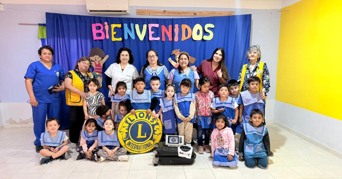 La Secretariacutea de Salud concretoacute jornada de control ocular en el Jardiacuten Nordm 20 Mundo Maacutegico