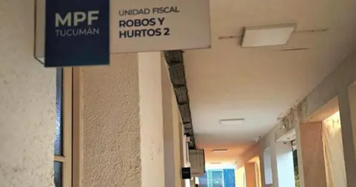 Empleada domeacutestica fue imputada por el robo de maacutes de 26 mil doacutelares y 2800 euros en el barrio Norte