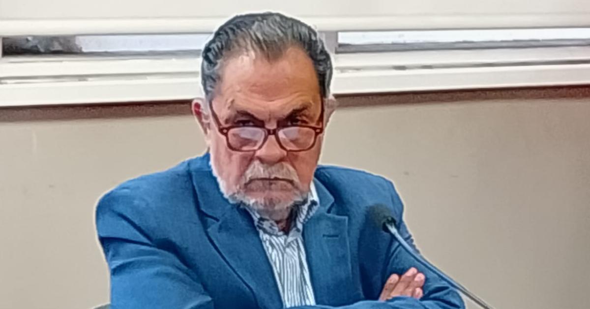 Juez define el futuro de un meacutedico denunciado por extraccioacuten de un ovario