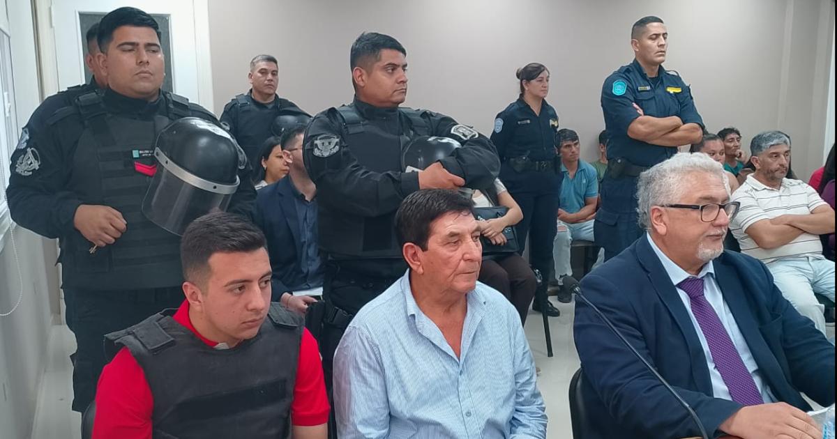 VEREDICTO- Gómez purgar perpetua Su padrastro Villarruel quedó absuelto Fue el final del juicio entre gritos llanto y la familia de Milady Herrera quebrada por su triste fin