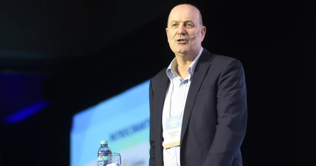 Sturzenegger tratoacute a los argentinos de pelotudos por la falta de explotacioacuten de recursos naturales