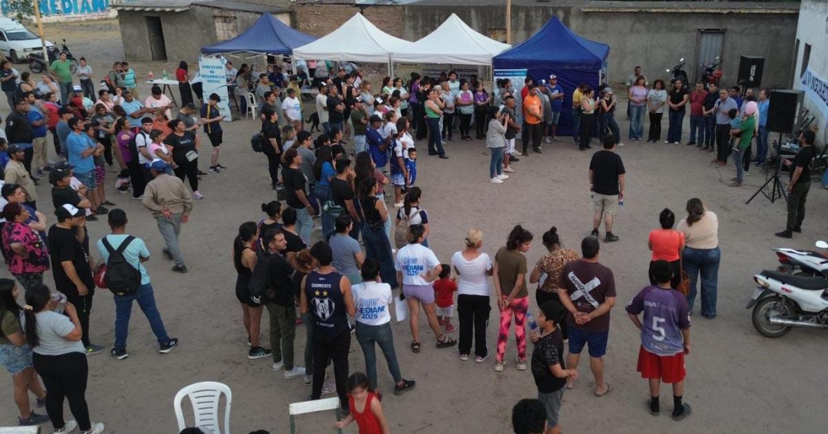 El Bordm Bajo de Veacutertiz recibioacute el programa El municipio en tu barrio 