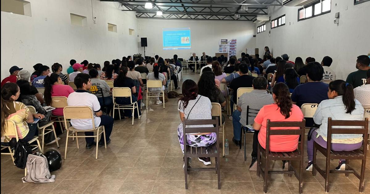 Destacan la importante asistencia de autoridades de mesa en las clases de capacitacioacuten