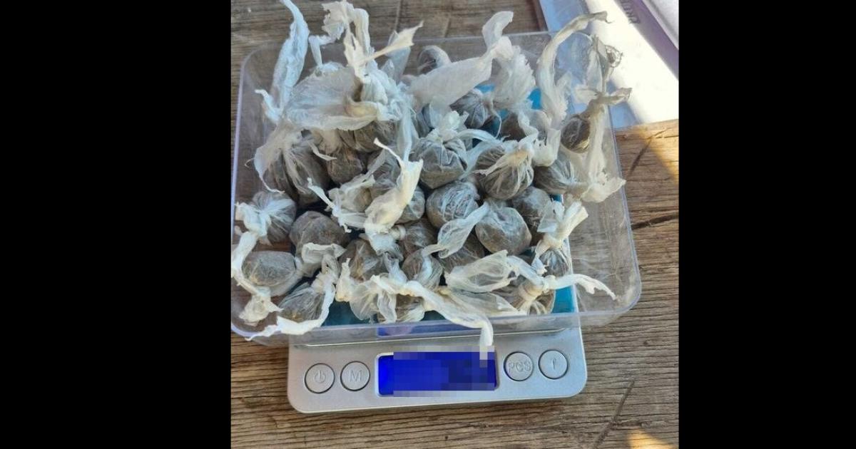 Bordm Mariano Moreno- pelea entre bandas terminoacute con baleado grave y secuestros de drogas y armas de fuego