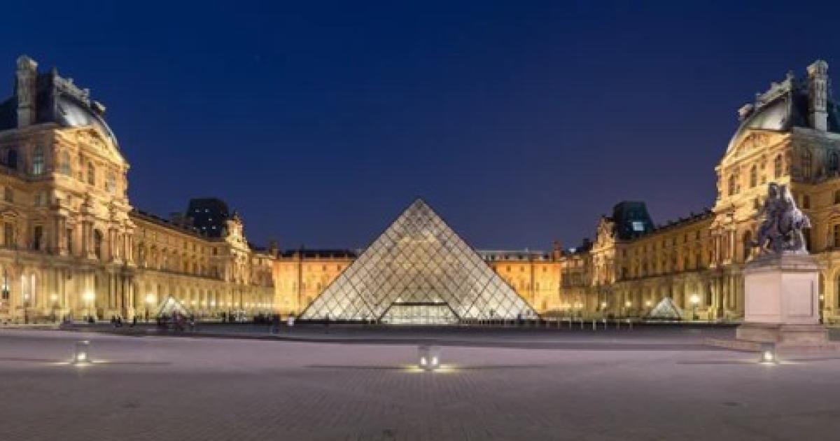 Louvre (NA-Redes Sociales)