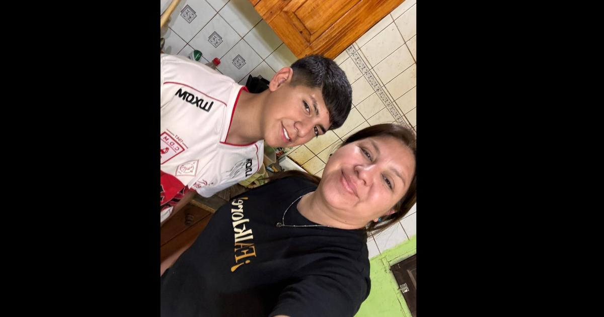 Radamel y Marcia una madre que ensentildea a sontildear