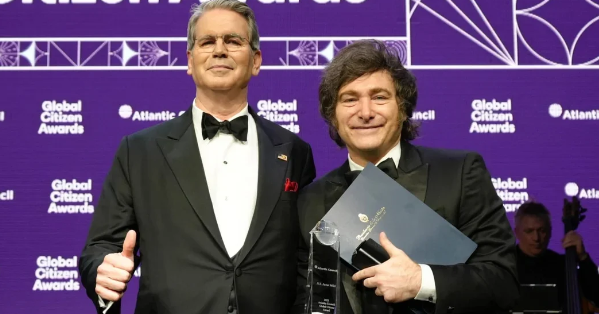 Javier Milei junto a Scott Bessent secretario del Tesoro de Estados Unidos