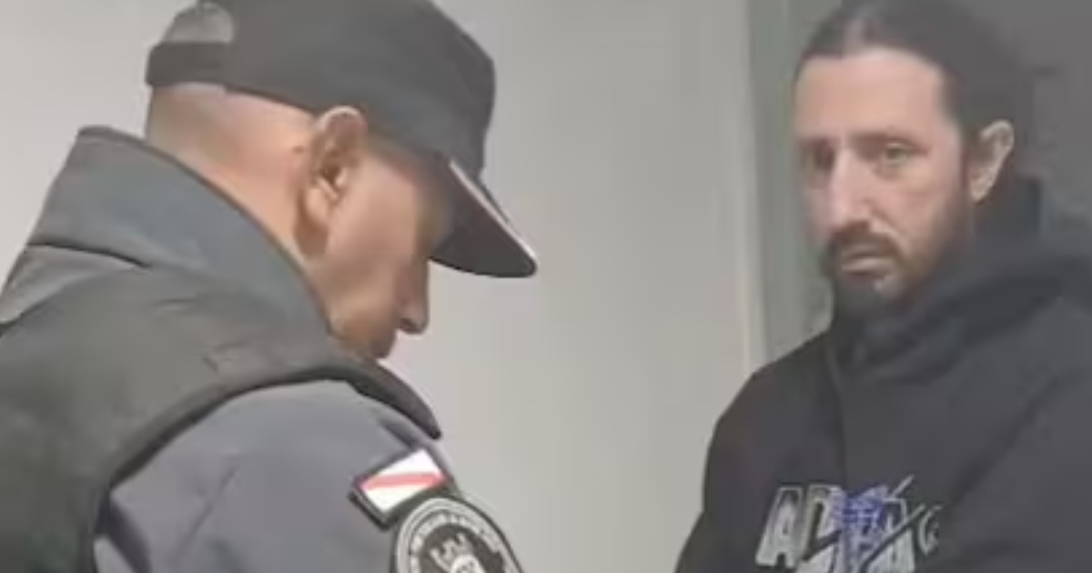 El detenido ser notificado de la imputación en su contra se le tomarn los datos y fotos y luego va a ser derivado al penal de Cruz del Eje