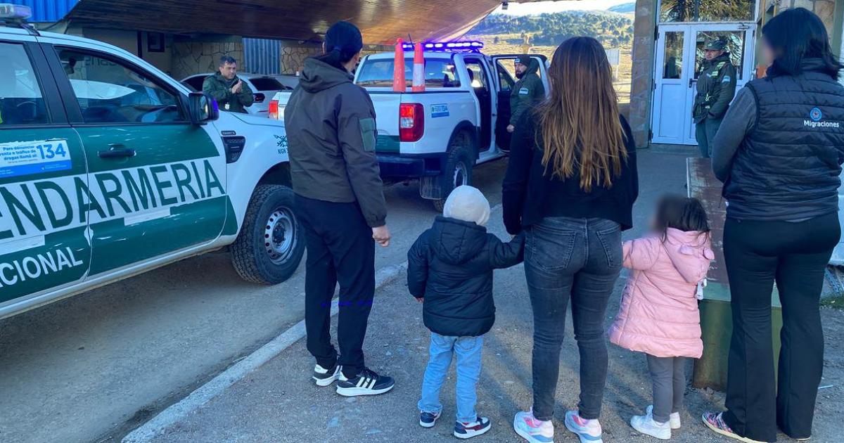 Desarticulan red de traacutefico ilegal de personas entre Chile y Argentina tras ocho meses de investigacioacuten
