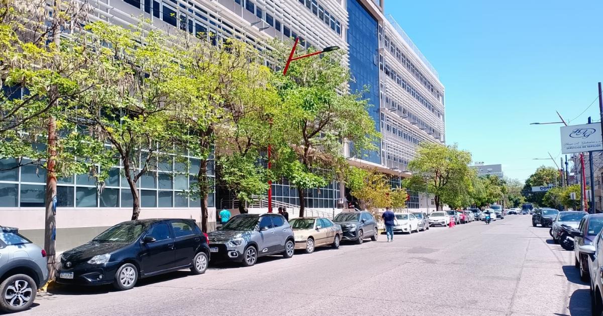 Dos con preventiva y un tercero excarcelado por vender drogas en Tintina