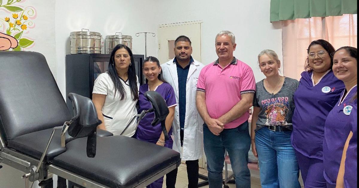 El Hospital de Bandera renovoacute la sala de parto consultorio y puerta rosa