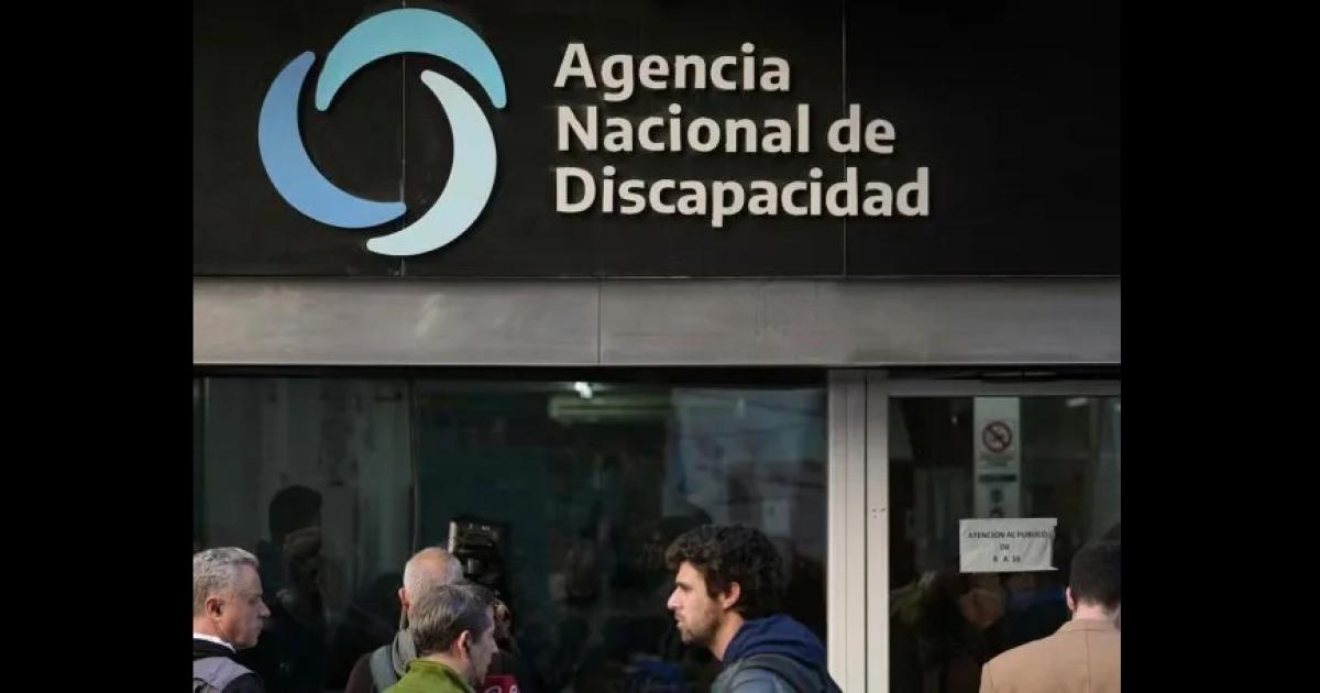 Por orden judicial el Gobierno restituyoacute maacutes de 100 mil pensiones por discapacidad laboral