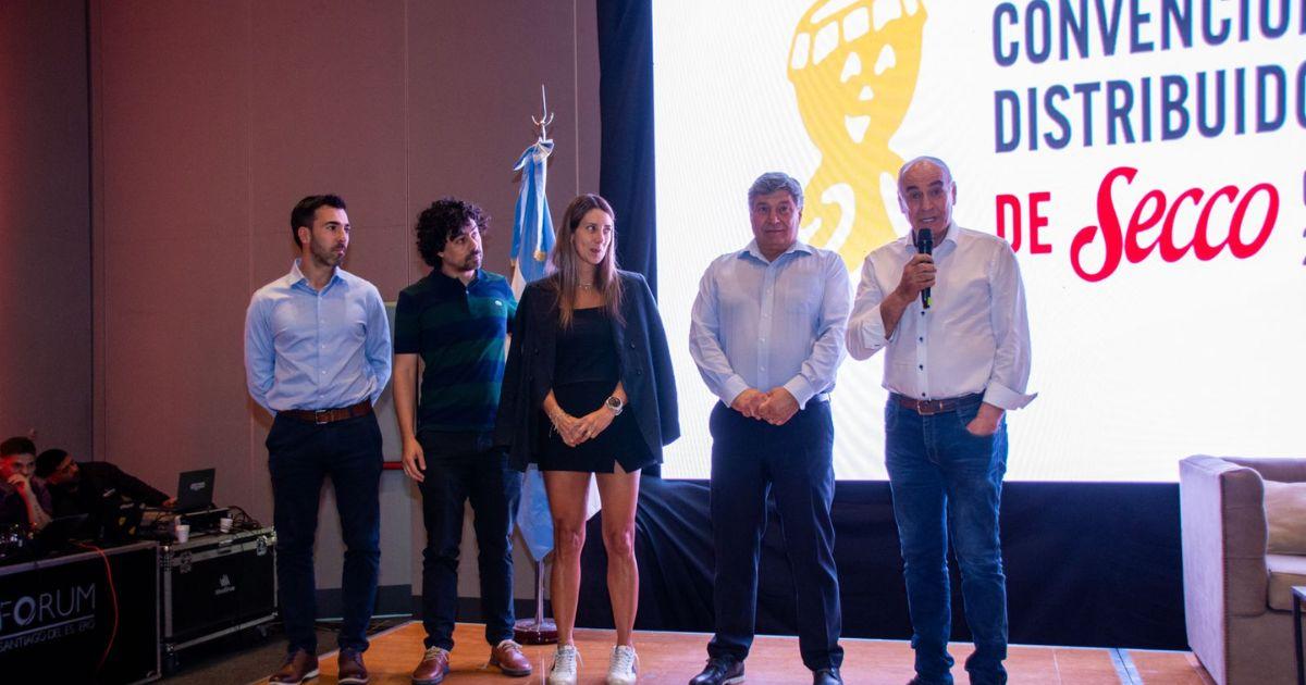 El contador Guillermo Raed y Daniel Santos e hijos