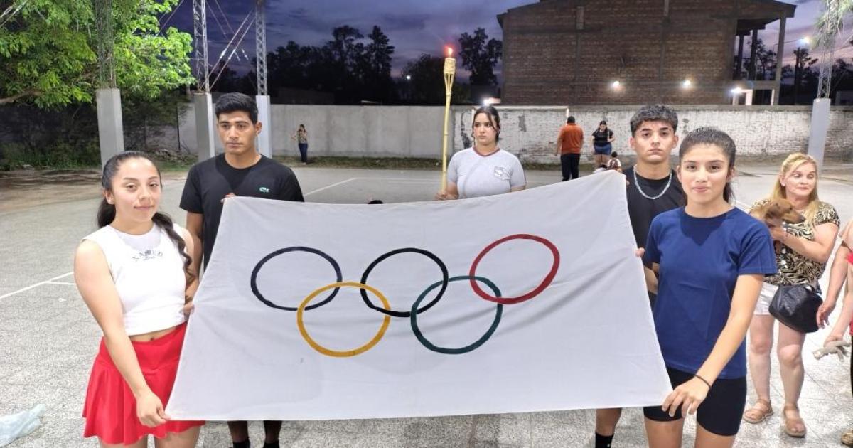 Gran muestra de educacioacuten fiacutesica en la escuela Piloto Nordm1 de Fernaacutendez
