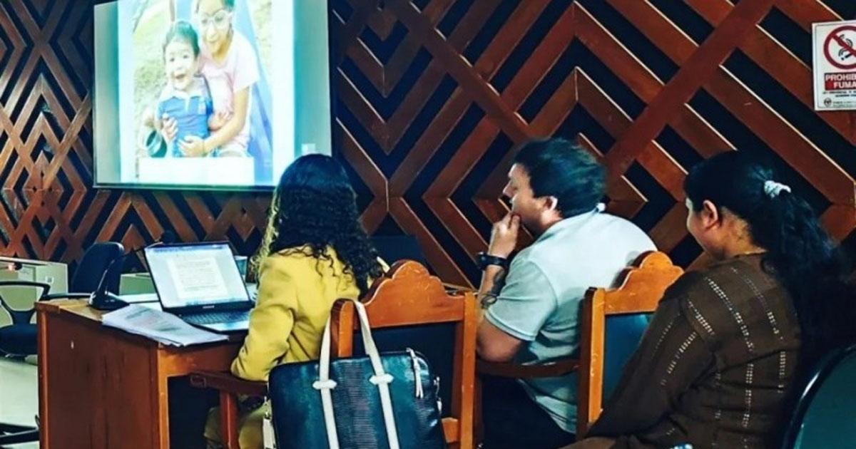 Condenaron a prisioacuten perpetua a la ex policiacutea que matoacute a sus dos hijos