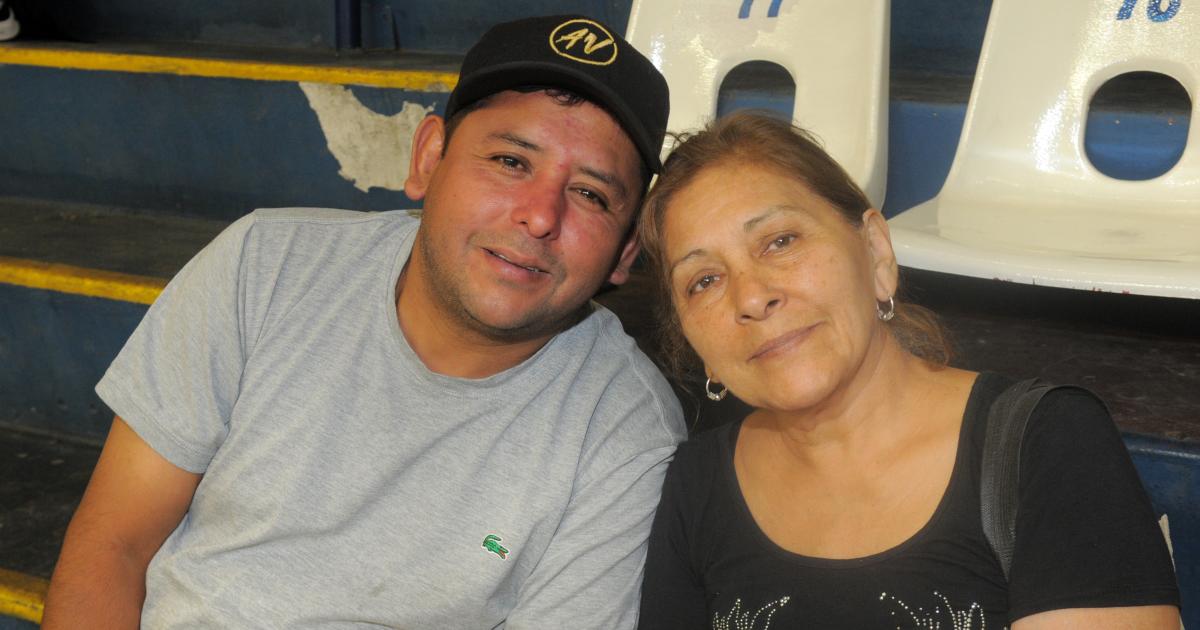 NOCHES DE BAacuteSQUET EN EL ESTADIO CIUDAD