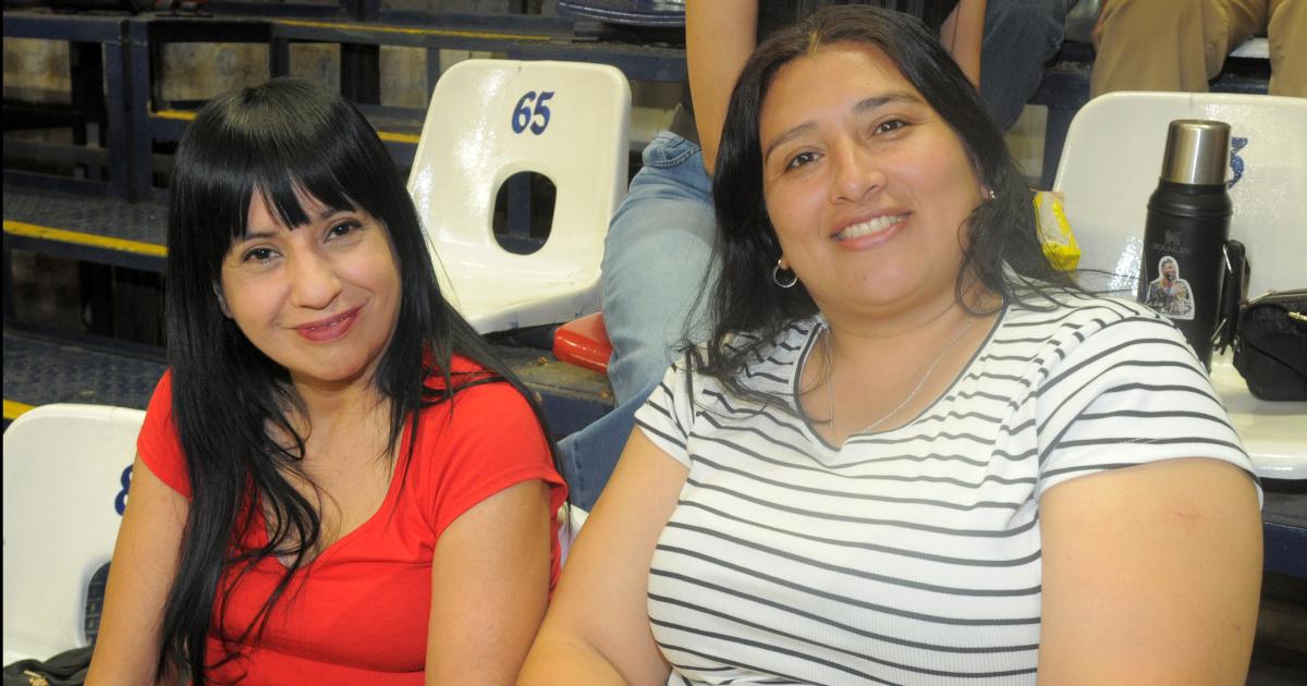 NOCHES DE BAacuteSQUET EN EL ESTADIO CIUDAD