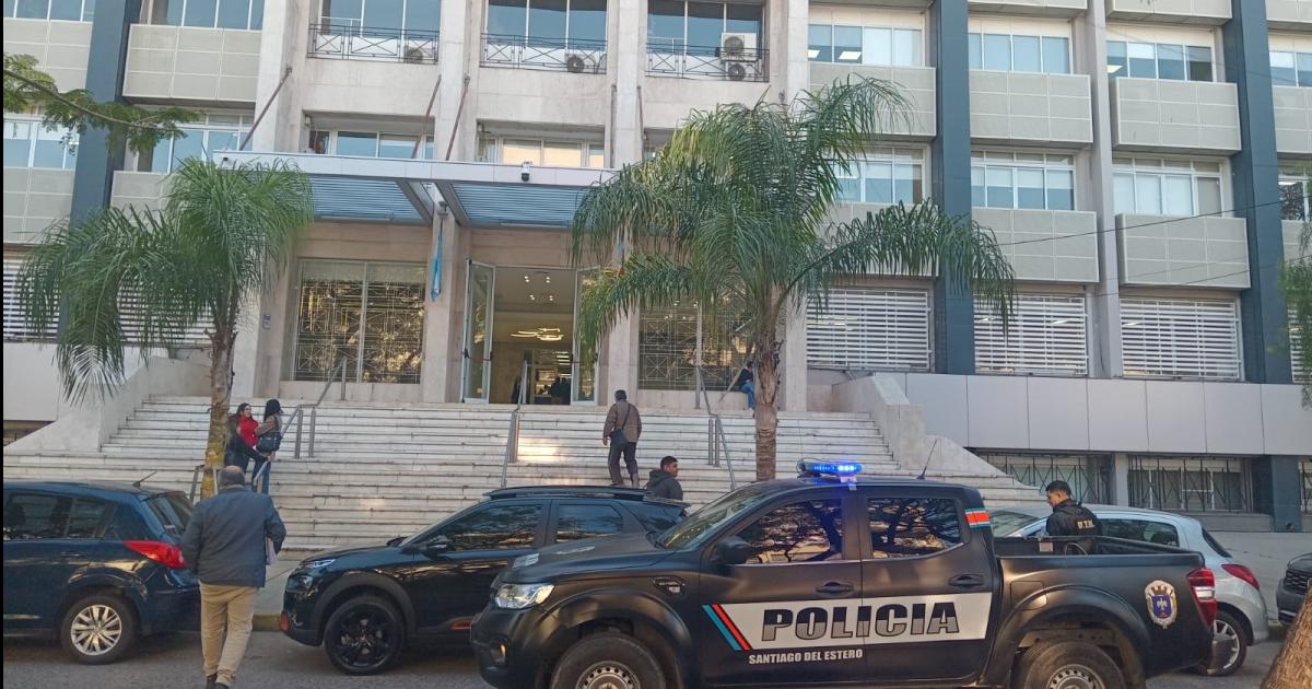 Condenado a 8 antildeos de prisioacuten por maltratar y abusar de nintildeo