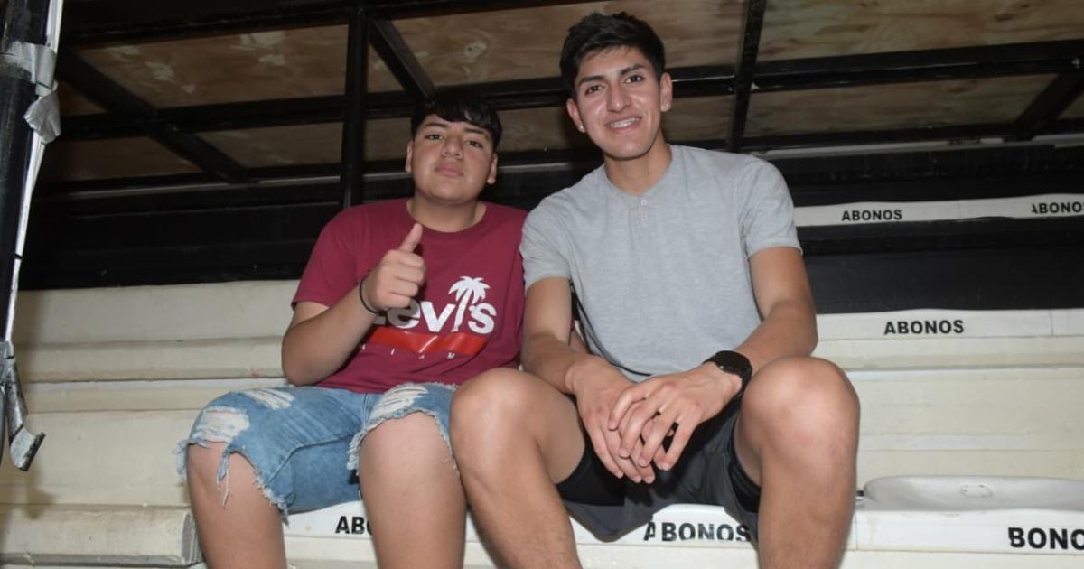 NOCHES DE BAacuteSQUET EN EL VICENTE ROSALES