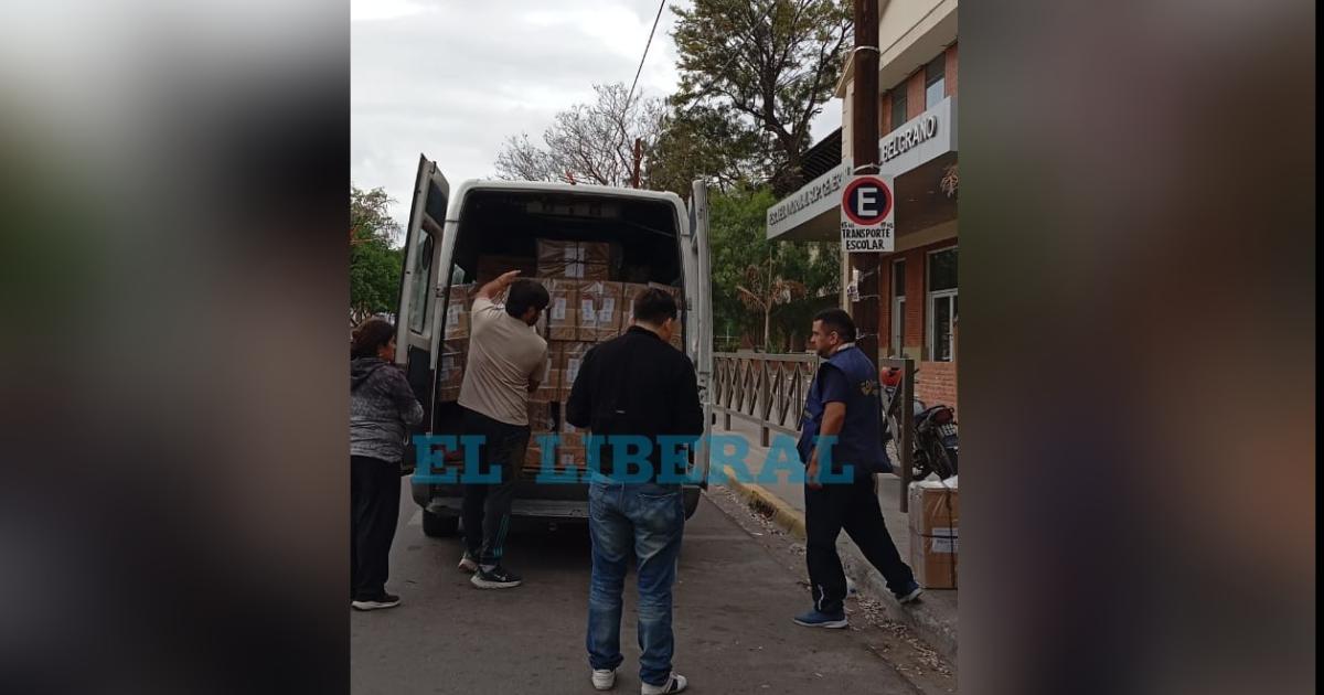 Se distribuyen las urnas y boxes