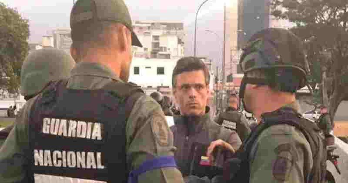 Nicolaacutes Maduro pidioacute retirar la nacionalidad a Leopoldo Loacutepez