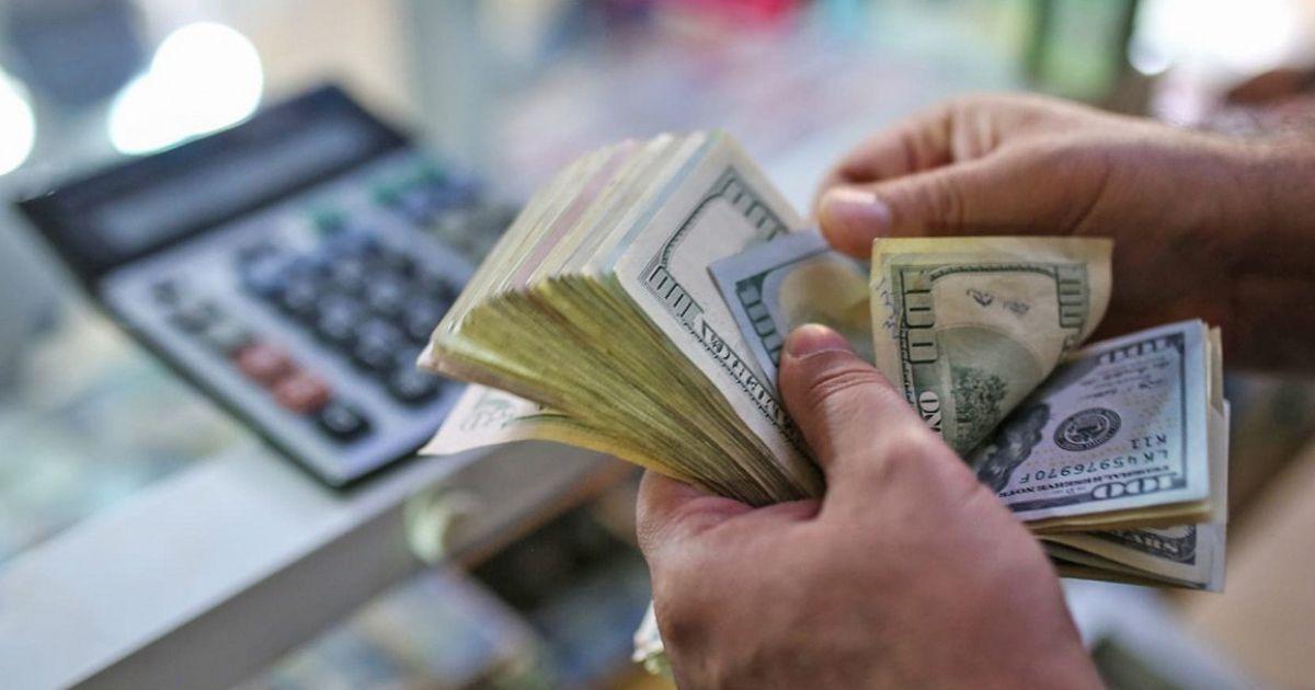 A queacute hora se puede comprar doacutelar oficial post comicios