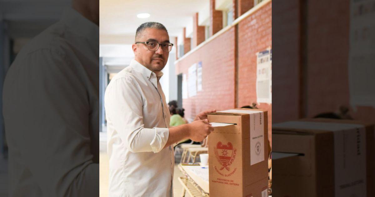 Fernando Gimeacutenez votoacute y reafirmoacute su compromiso con la transparencia electoral