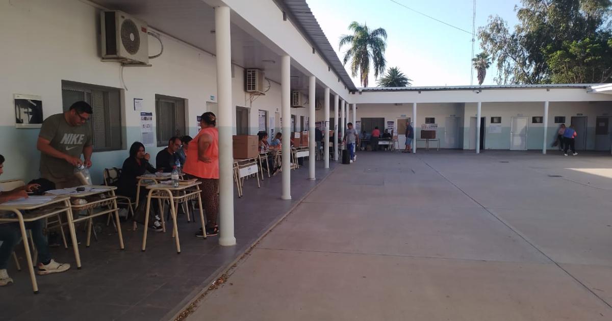 Cerraron los comicios en el interior de Santiago del Estero- Miraacute los porcentajes