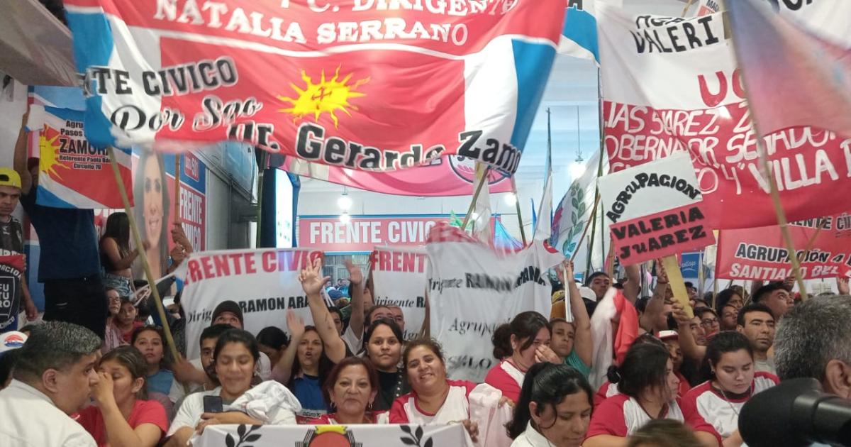 Clima festivo en el buacutenker del Frente Ciacutevico tras el contundente triunfo