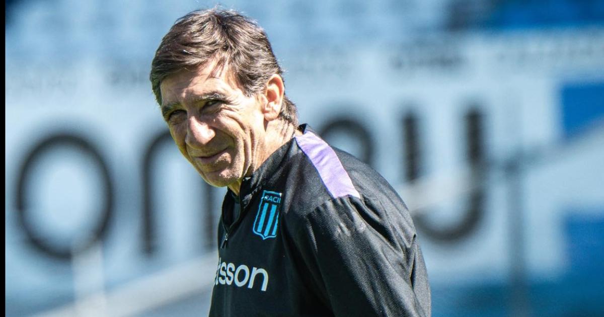 Costas les pidioacute a los hinchas gestos de apoyo para hoy