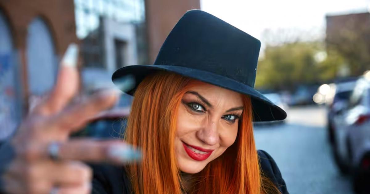 LA ARTISTA REAPARECIÓ EN REDES CON DOS VIDEOS