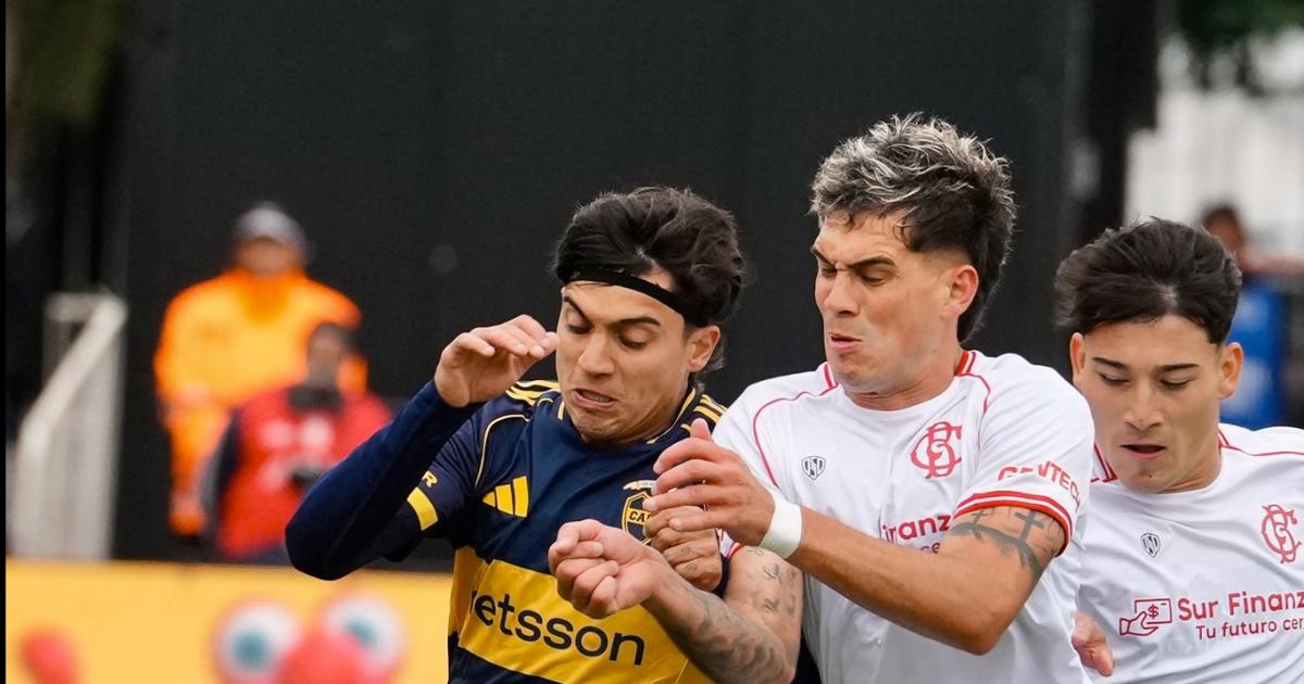 DESEQUILIBRIO Exequiel Zeballos fue una pesadilla para la defensa de Barracas Y Boca lo disfrutó