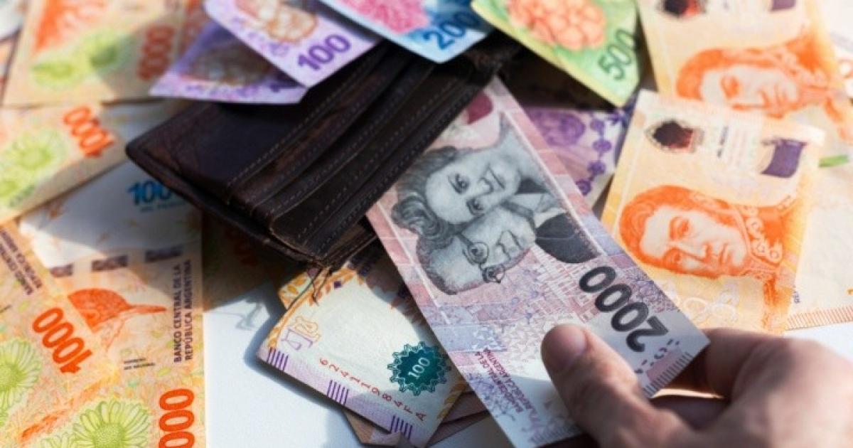 Los jubilados no podraacuten cobrar menos de un nuevo tope- iquestDe cuaacutento es