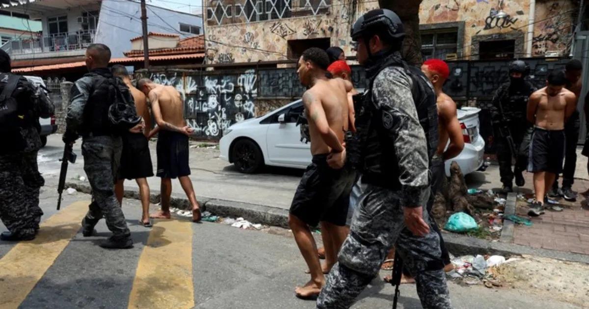 Megaoperativo contra Comando Vermelho deja 64 muertos