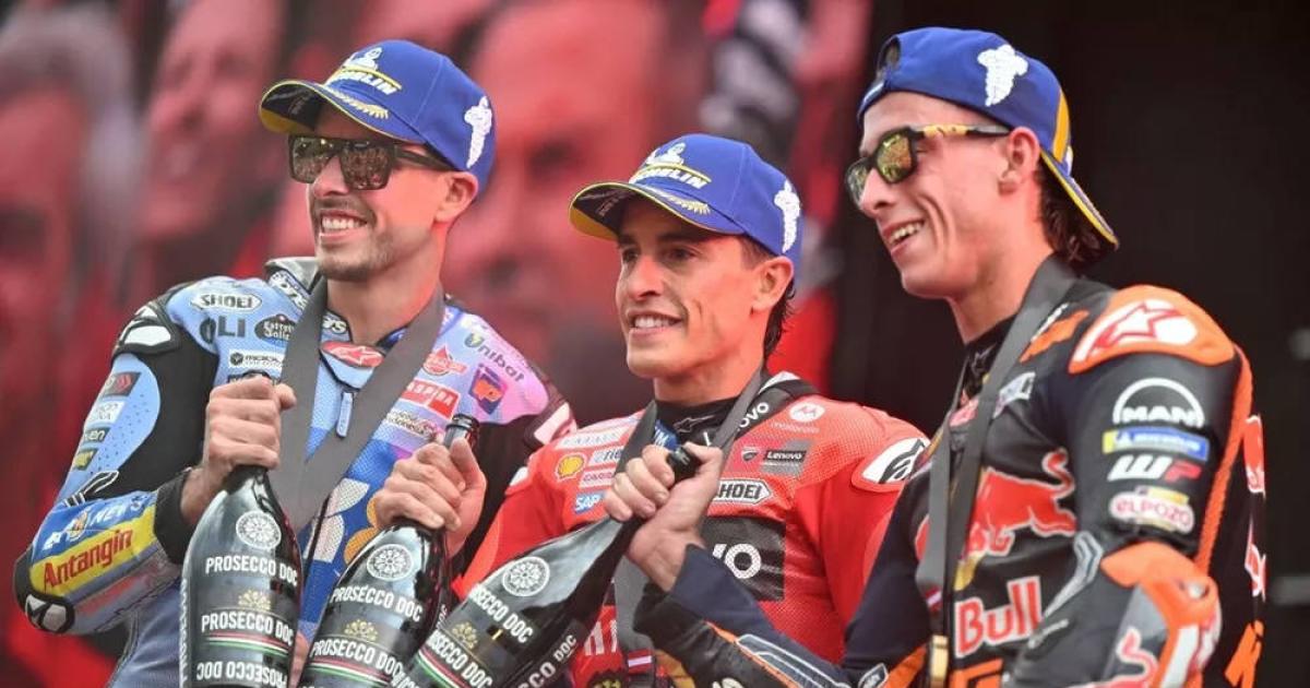 Pedro Acosta se cuela en la lucha por el podio en GP