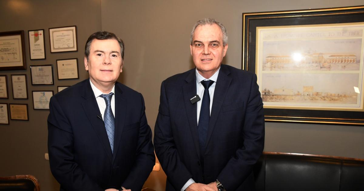 Zamora felicitoacute al Lic Gustavo Ick por los 60 antildeos de Canal 7 Santiago