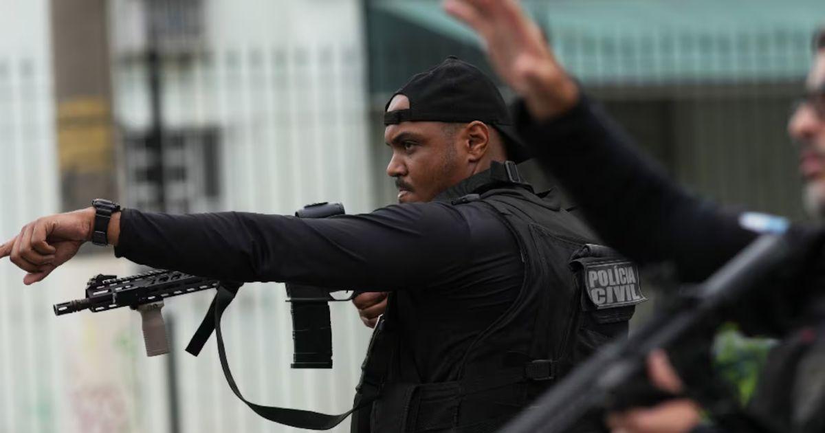 El comando militar montó un operativo que dejó cientos de muertos en Río