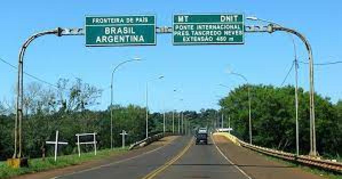 Alerta maacutexima en las fronteras por los hechos violentos en Brasil