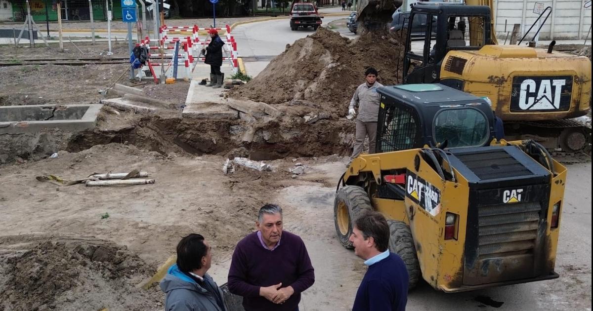 Comenzoacute la obra del desaguumle pluvial de la Curva de Trujillo