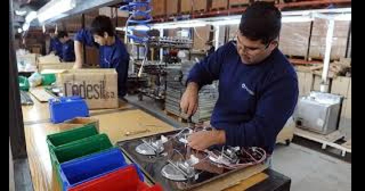 Banco de horas vacaciones sueldos y vales alimentarios en la reforma laboral
