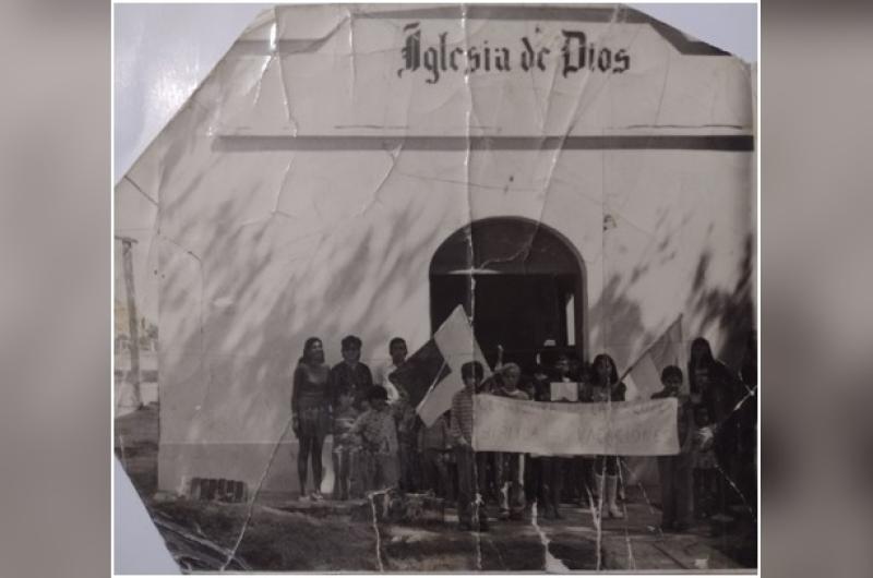 Templo evangélico ubicado sobre Ruta 9 en Loreto hacia la década de 1970 Archivo familia Serrano