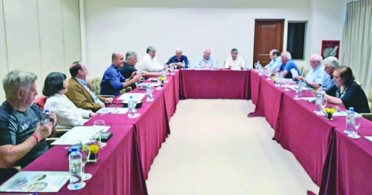 El Consejo de Entidades Meacutedicas Colegiadas se reuacutene en la provincia